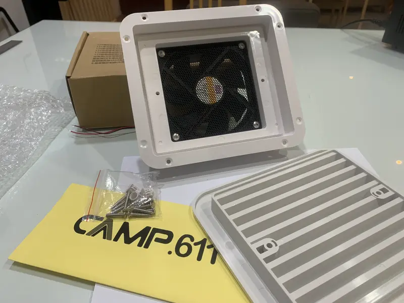 Campervan exhaust fan 12V 4