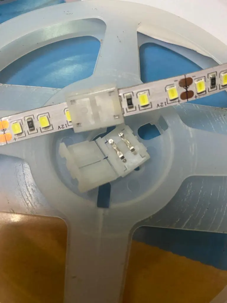 Sambungan Led Strip 5050 / 2835 Connector
