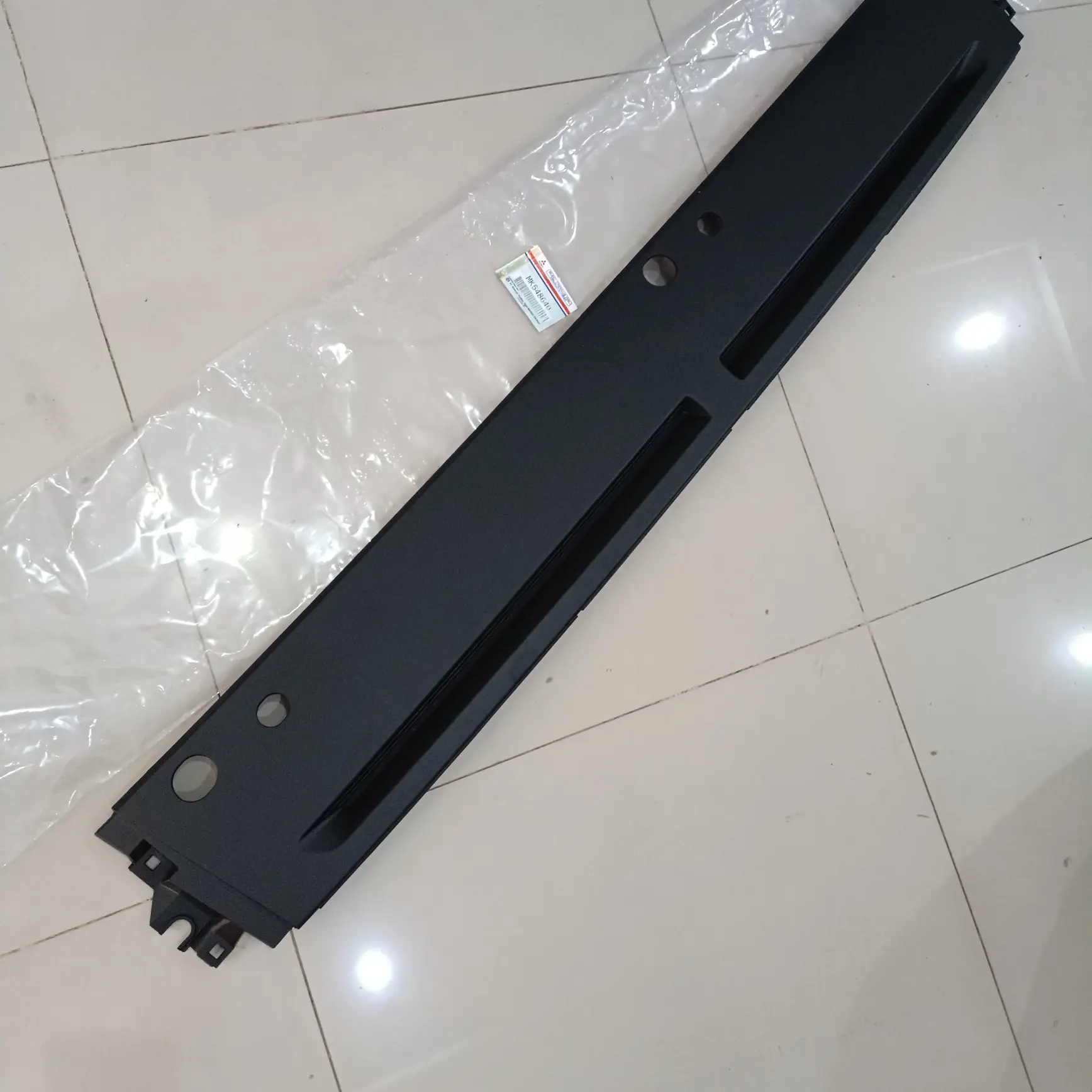 Panggang sate baru ORI Mitsubishi Canter ps110/125, Cowl panel depan