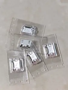 Conector USB bisa di gunakan hp mito a600 ,advan,evercross,maxtron,dll