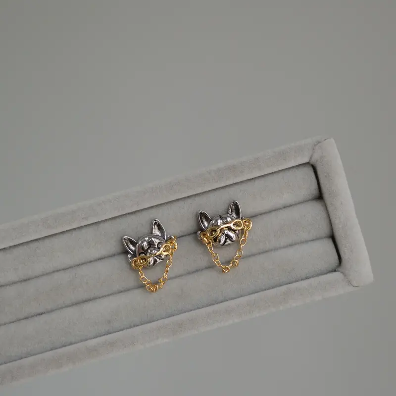 FRENCHIE STUD EARRINGS / ANTING 0