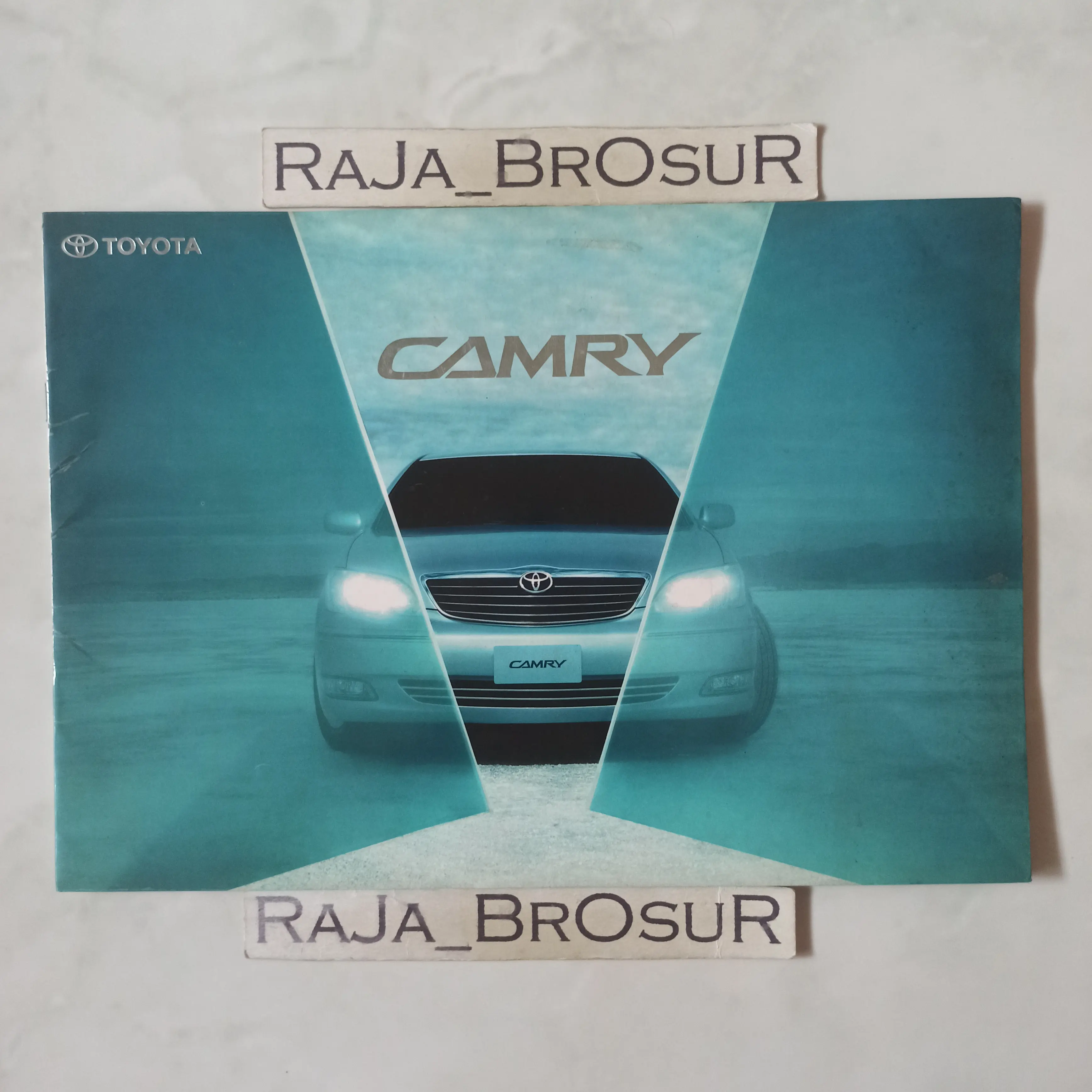 Poster brosur katalog booklet jadul lawas Toyota Camry XV30 2002