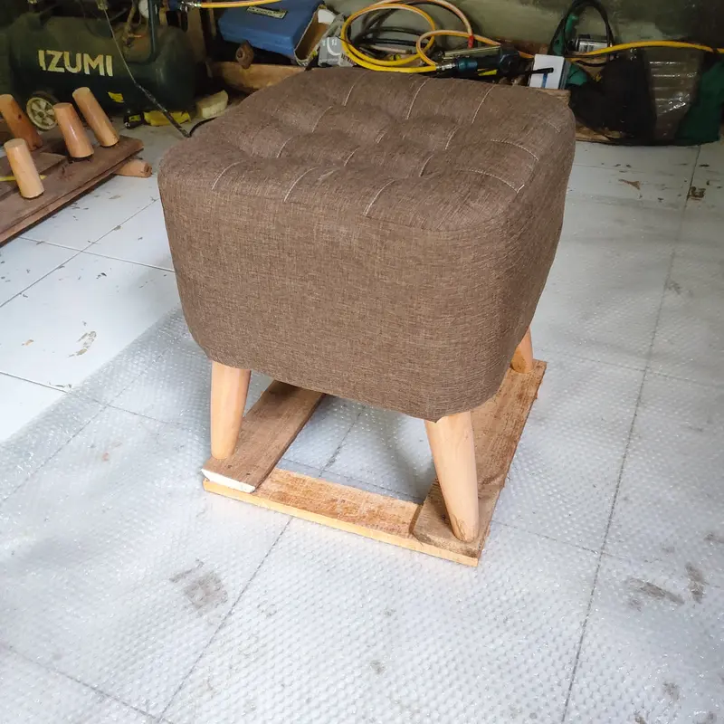 stool sofa minimalis variasi 2