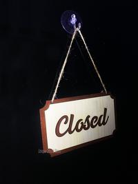 Gambar Wooden Sign Open Close Gantung - Kayu Buka Tutup Cafe Toko Restoran dari Unique Official Store Kab. Indramayu 2 Tokopedia