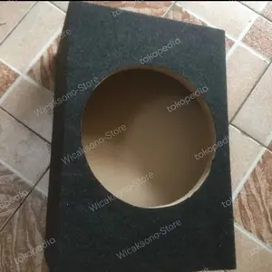 Box Speaker Subwoofer Avanza 10 inch