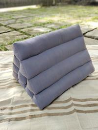 Gambar Bantal Thailand / Bantal Segitiga / Triangle Pillow Full Ungu dari Elha Interior Kota Denpasar 2 Tokopedia