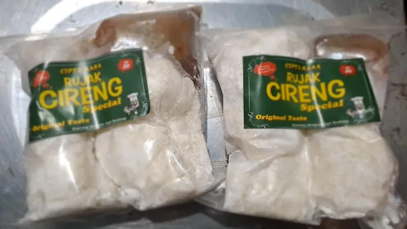 Rujak cireng isi 20/pack tanpa pengawet bisa go-kil (gojek) 1