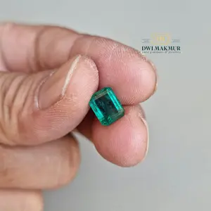CGL Certified Big,Good Color,Insignificant 2.92 Cts EMERALD/ZAMRUD