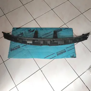 Breket Grill depan Grand New Fortuner 2012 2015 Original