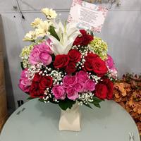 Gambar Bunga Meja Bunga Cantik Bunga Fresh table flower rangkaian bunga meja mawar asli bunga ultah dari Gaby Bella Florist Kota Administrasi Jakarta Selatan 4 Tokopedia