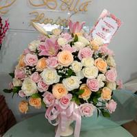 Gambar Bunga Meja Bunga Cantik Bunga Fresh table flower rangkaian bunga meja mawar asli bunga ultah dari Gaby Bella Florist Kota Administrasi Jakarta Selatan 2 Tokopedia