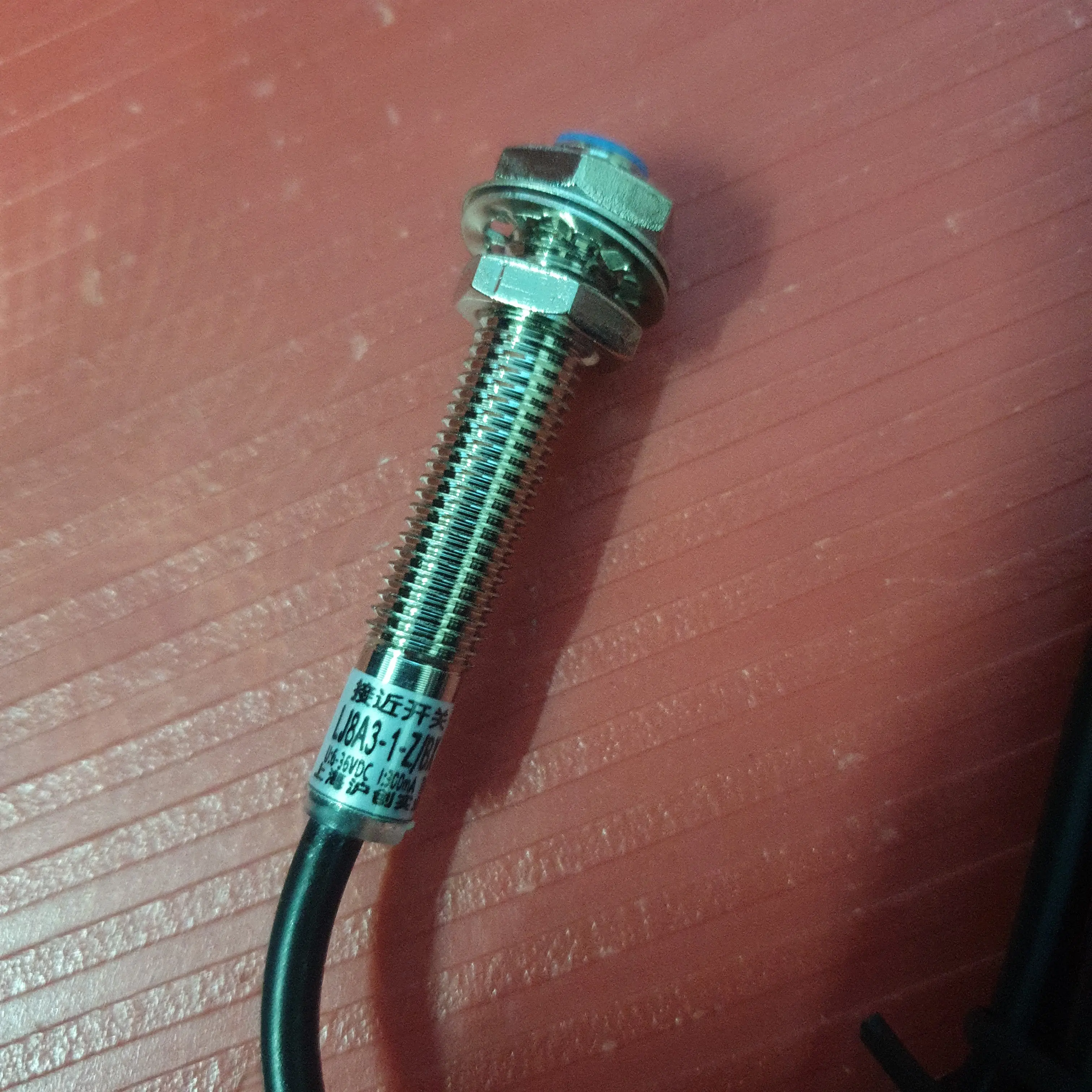 Proximity Sensor LJ8A3-1-Z/BX