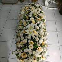 Gambar Bunga Tutup Peti Duka Cita Rangkaian Bunga Duka Bunga Kedukaan Bunga Salib Bunga Krans Bunga Mawar Putih dari Gaby Bella Florist Kota Administrasi Jakarta Selatan 4 Tokopedia