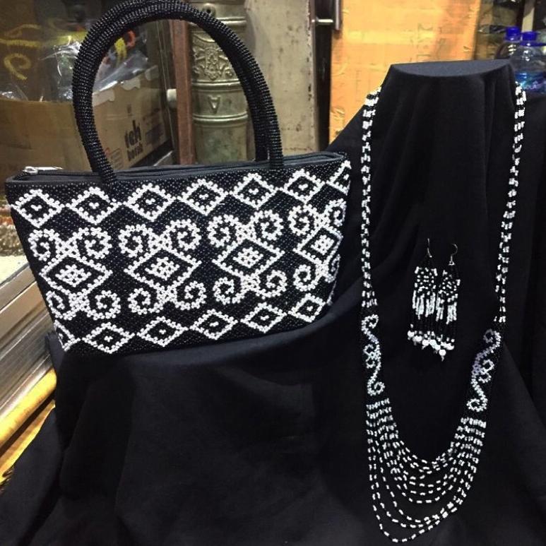 . 1SET TAS, KALUNG, ANTING BW