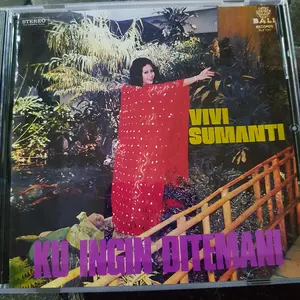 CD VIVI SUMANTI KU INGIN DITEMANI