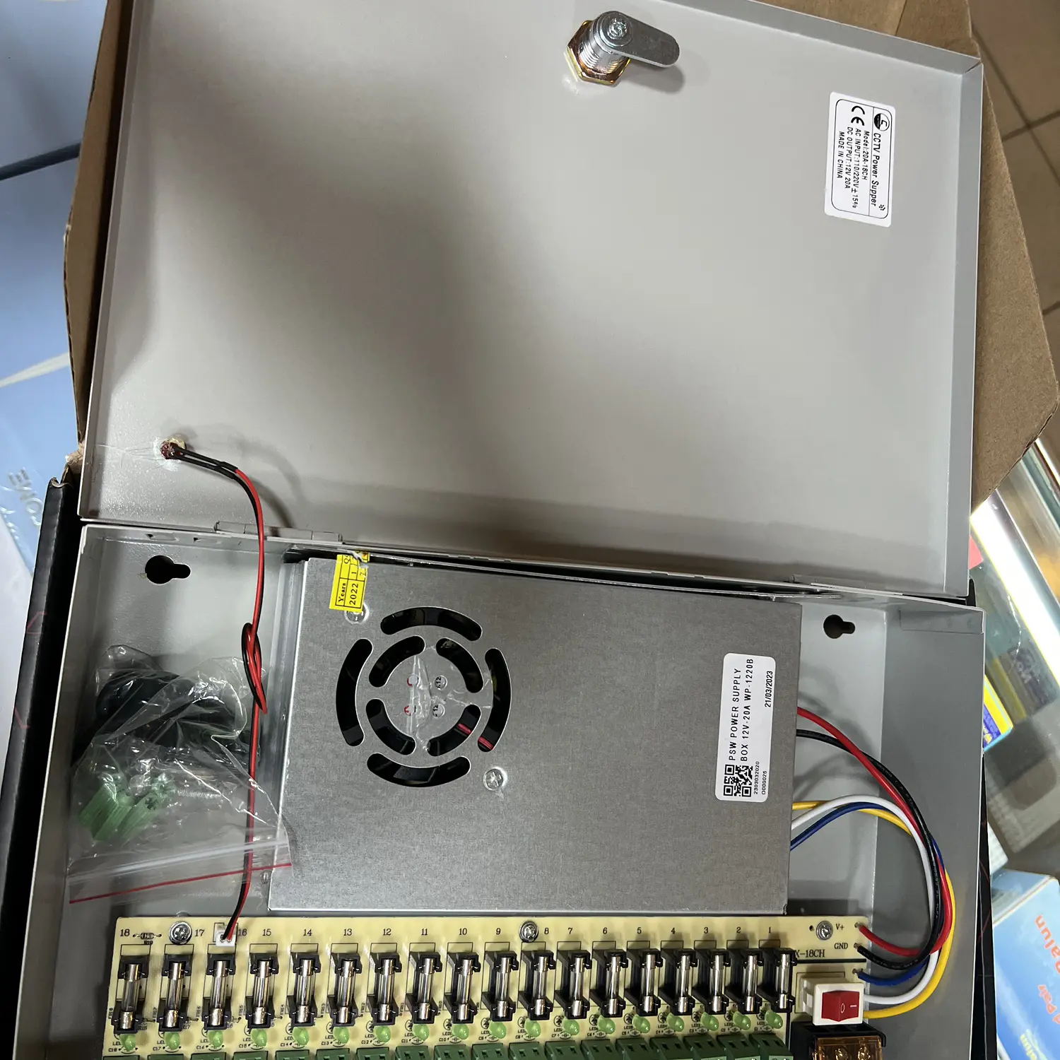 POWER SUPLLY BOX 20AMPER KUSUS CCTV