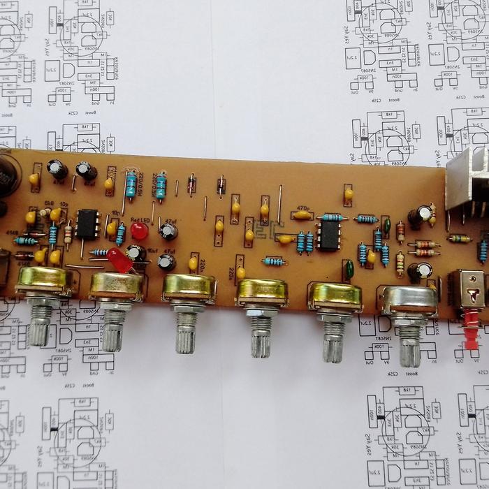 Gambar KIT AMPLI GITAR CRUNCH AMP dari Pe-Pe Store Kab. Brebes Tokopedia