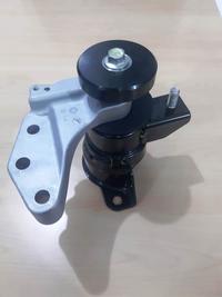 Gambar Mounting Bantalan Mesin Kanan Suzuki Ertiga 2015 s/d 2018 dari SUZUKI THAMRIN Kota Palembang 1 Tokopedia