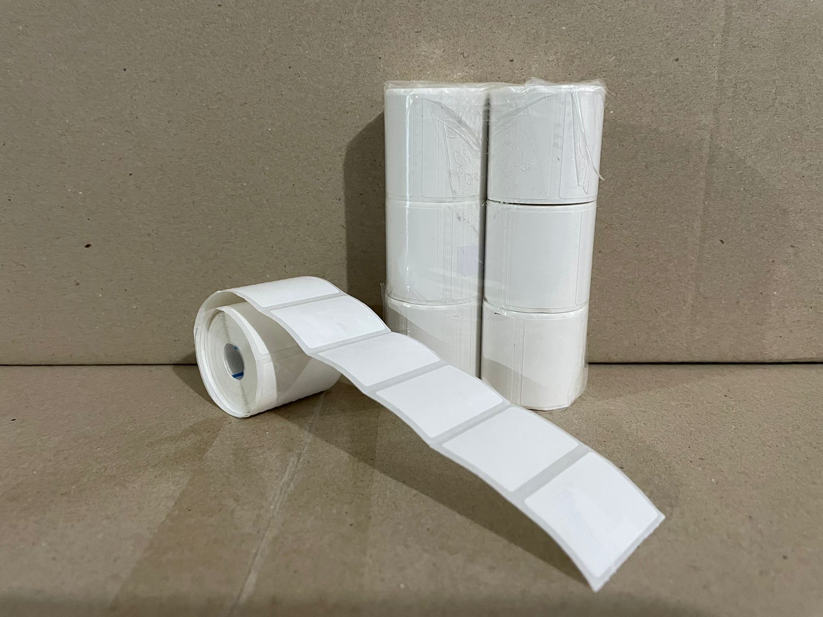 Label Thermal Sticker Minuman 30x20 barcode 1 line isi 300pcs x 6 Roll