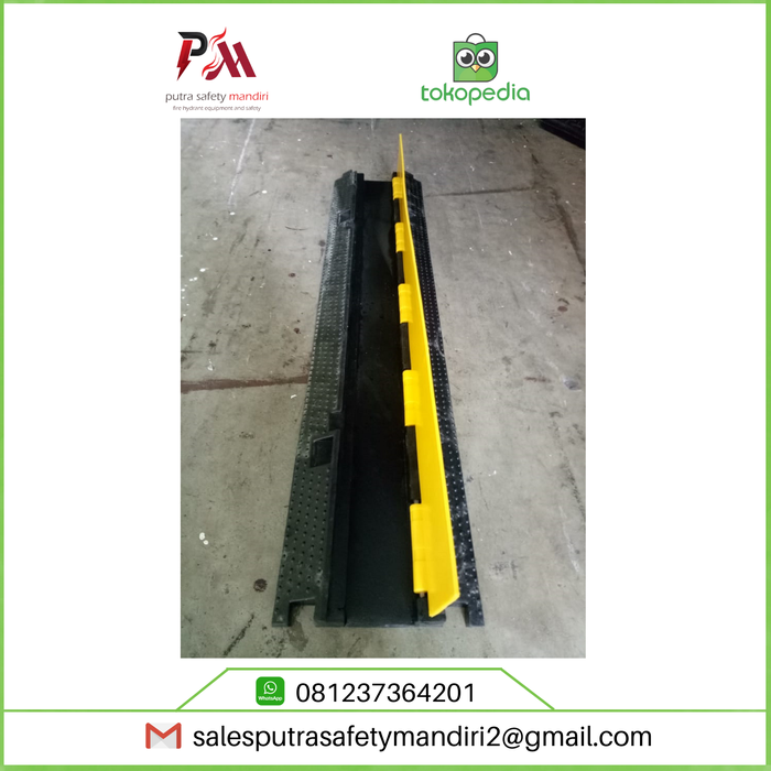 Gambar CABLE PROTECTOR SPEED HUMP POLISI TIDUR RUBBER PELINDUNG KABEL dari Putra safety mandiri 2 Kota Administrasi Jakarta Utara 5 Tokopedia