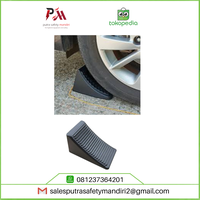 Gambar WHEEL COCK STOPPER RUBBER PENGGANJAL RODA BAN MOBIL FULL KARET dari Putra safety mandiri 2 Kota Administrasi Jakarta Utara 2 Tokopedia