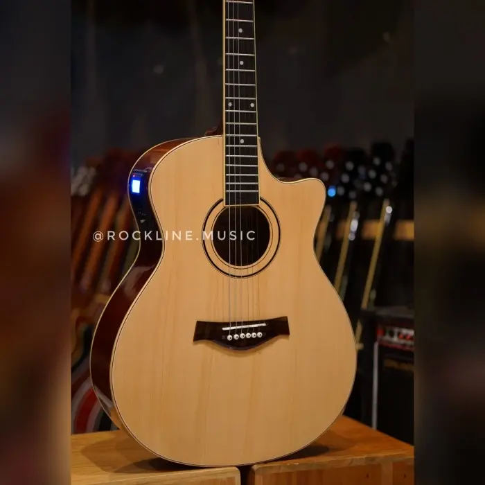 Gitar Akustik Elektrik Taylor LC prener