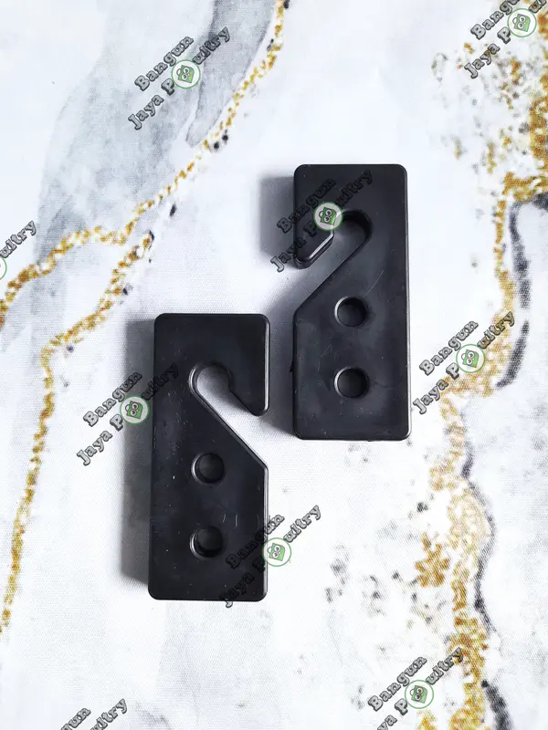 ADJUSTER PLATE / PENGIKAT TALI PAKAN / ADJUSTER HITAM / ALAT TERNAK 0