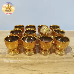 Gelas Sembahyang Cangkir Keramik Emas Model Kaki 1 Set Isi 12 Pcs