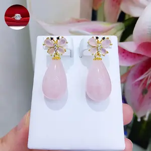 Anting butterfly pink rose quartz. Natural pink rose quartz