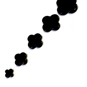 Batu Onyx Hitam Clover