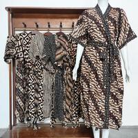 Gambar BATIK AIS Kimono Jumbo Rayon Premium Sogan Klasik Outer Baju Spa, Melahirkan, Rias, Menyusui dari BATIK AIS Kota Pekalongan 1 Tokopedia