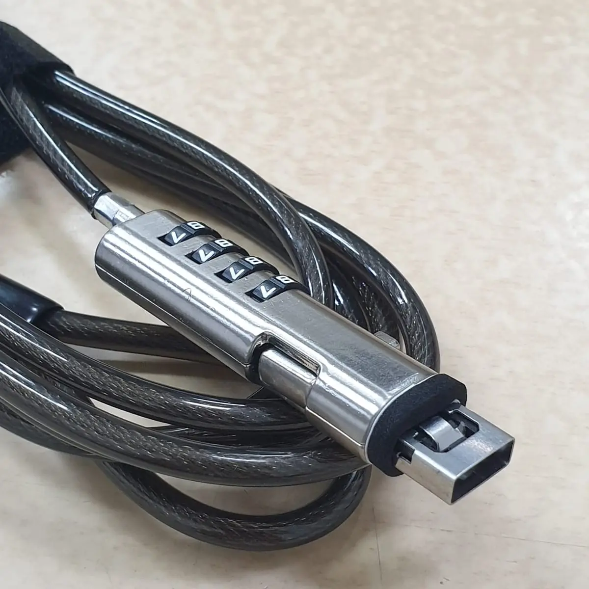 Notebook Security Lock / Kunci notebook USB LU-201 Pin Panjang 1.8M