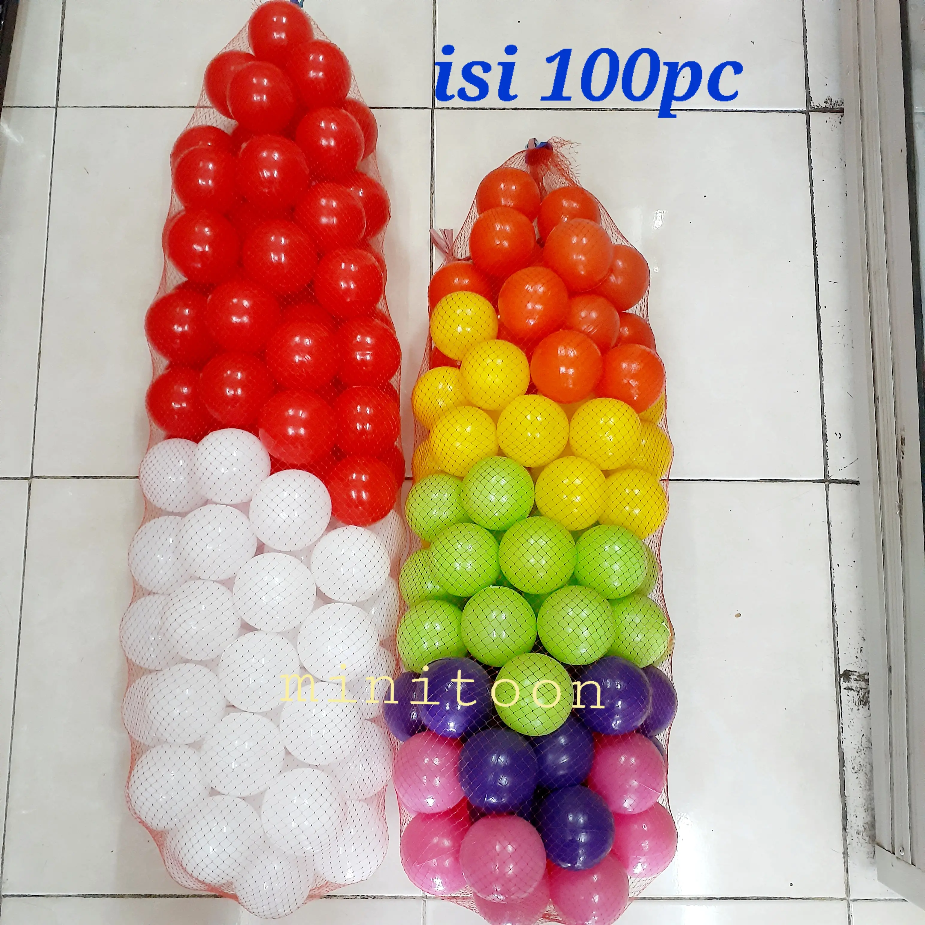 Bola Mandi isi 100pc 50pc Warna Merah Putih