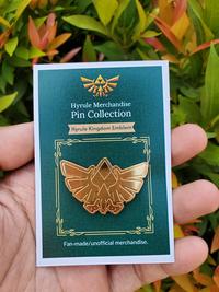 Gambar Hyrule Kingdom Enamel Pin The Legend of Zelda Tears of The Kingdom dari Hyrule Merchandise Kab. Bekasi 5 Tokopedia