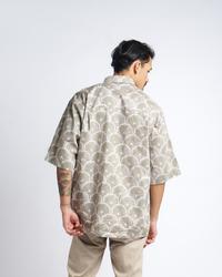 Gambar Batik Fractal Abinaya Kemeja Pria Lengan Pendek dari Batik Fractal Kota Bandung 5 Tokopedia