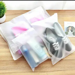 Kantong plastik PVC pouch zipper / organizer travel packing