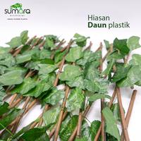 Gambar Pagar Silang Daun plastik type Anggur Tanaman sintetis ini sangat cocok untuk dekorasi hiasan pagar dari Toko Rumput Sumara Kota Administrasi Jakarta Barat 5 Tokopedia