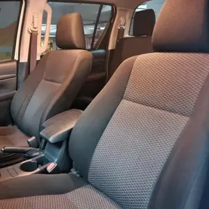 headrest sandaran kepala jok depan Hilux Revo
