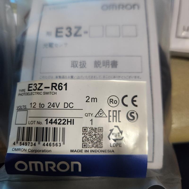 Sensor Fotoelétrico Reflexivo Omron E3z-r61 12-24vdc Npn | Parcelamento sem juros