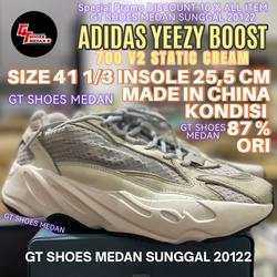 adidas gazelle silver green womens Adidas Yeezy Boost 700 Wave Runner  Ballers Club Kickz
