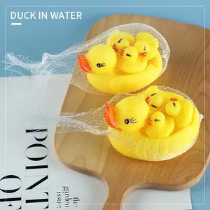 Bebek Karet Mainan Mandi Anak Bayi