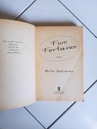 Gambar Five Fortunes A Novel by Beth Gutcheon dari Toko Buku Bekas Aksiku Kota Administrasi Jakarta Timur 2 Tokopedia
