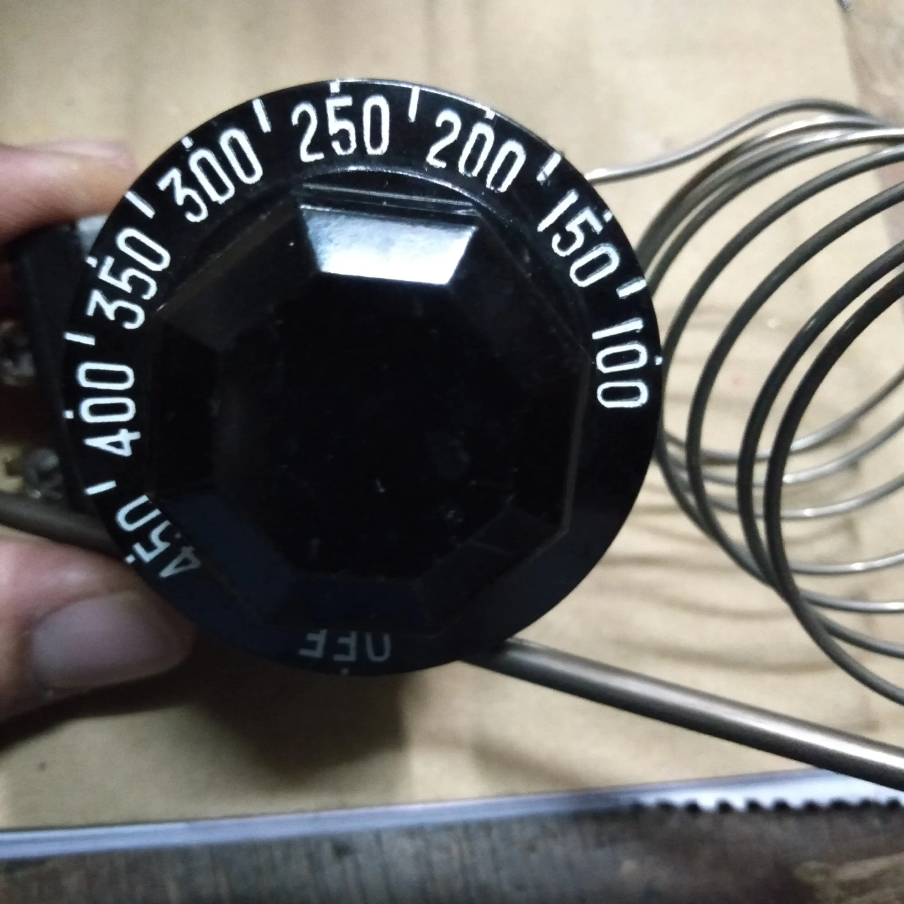 Thermostat Robertshaw 30A,Type: KNP-5-48, Range 100-450C(850F)