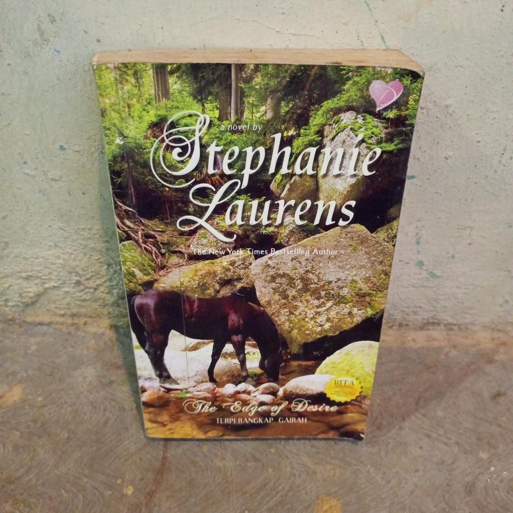 novel.terperangkap gairah ( impor)