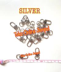 Gambar Gantungan Kunci Pengait Tas Kaitan Besi model lonjong Bag Clip CR144GK - SILVER dari Toko Online Jempol Kota Administrasi Jakarta Pusat 3 Tokopedia