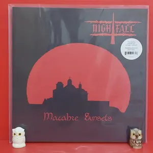 Vinyl Nightfall – Macabre Sunsets Piringan Hitam
