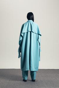 Gambar IKYK Spring Summer 2024 Cilian Oversized Long Outer - Capri Blue dari IKYK2011 Kota Administrasi Jakarta Selatan 5 Tokopedia