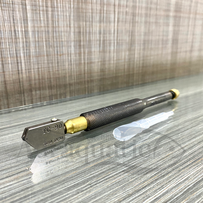 Gambar TOYO TC-90 ALAT PEMOTONG KACA PISAU GLASS CUTTER POTONG KACA MINYAK OIL KNIFE CUT dari ADRAQUATIC Kota Bandung Tokopedia