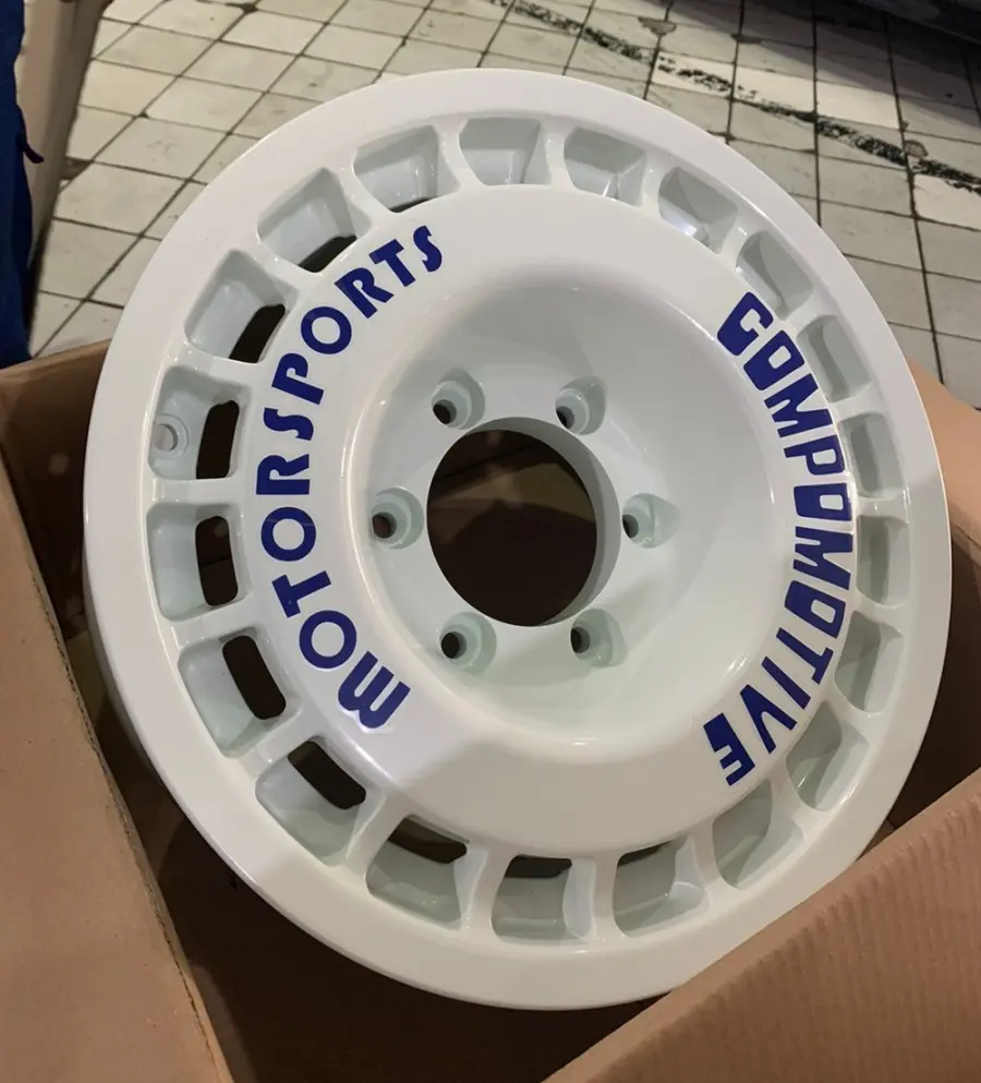 VELG MOBIL RING 16 RL COMPOMOTIVE WHITE untuk Pajero Fortuner Hardtop Hilux Double Cabin Triton R16