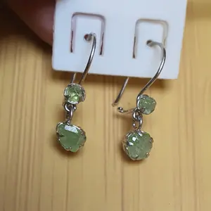 HANDMADE ANTING GIWANG HERDERITE
